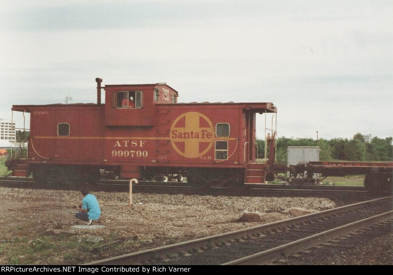 AT&SF Caboose #999790